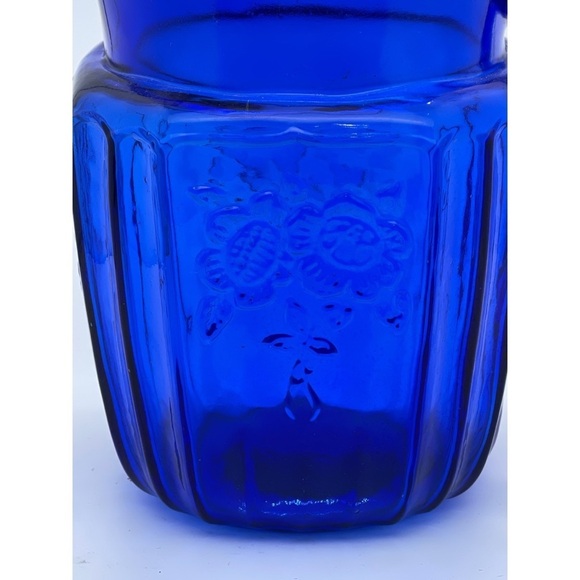 ANCHOR HOCKING MAYFAIR OPEN ROSE COBALT BLUE 37 OZ PITCHER - Picture 2 of 4
